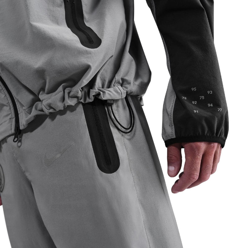 NIKE Paris Saint-Germain Tech Windrunner Woven Trainingsjacke Herren